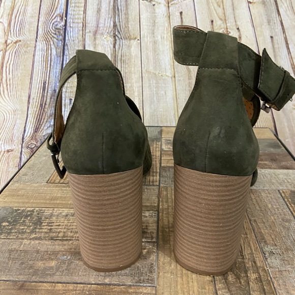 Universal Thread olive open toe suede heal 11 Wide - Picture 4 of 6